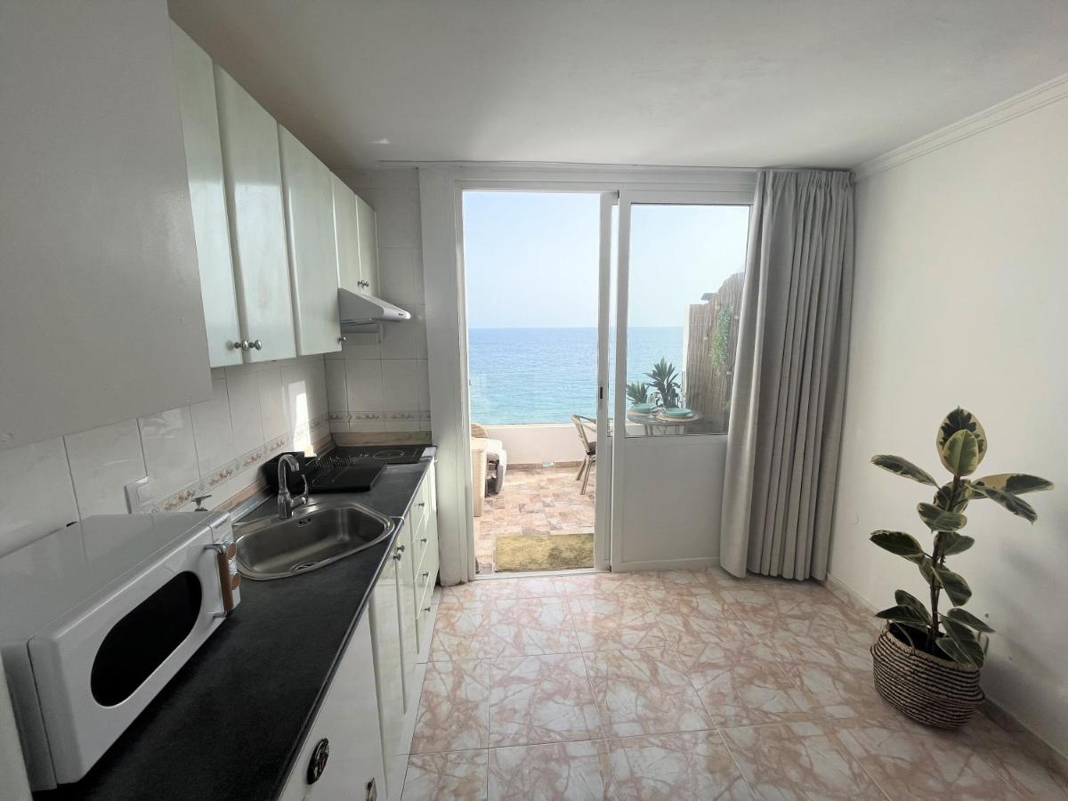 Ocean Views - Beach Apartment 파탈라바카 외부 사진